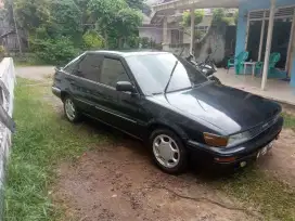 Toyota Corolla liftback tahun 1988