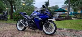 Yamaha R25 2018 low KM seperti baru