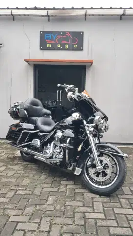 HARLEY DAVIDSON Ultra Limited 2014 FP Mabua