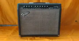Guitar Amplifier Fender deluxe 90