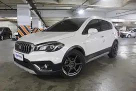 Pajak Panjang - Suzuki SX4 1.5 S-Cross Bensin-MT 2018