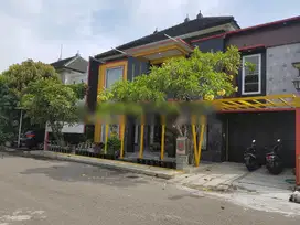 Rumah mewah full furnished lengkap, lingkungan paling elite colomadu