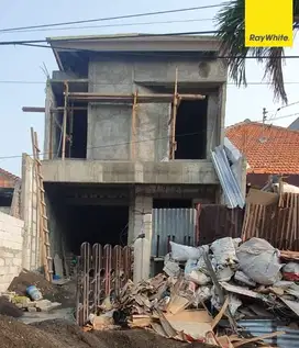 Dijual Rumah 2 lantai di Manyar Tirtosari Surabaya