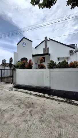 Rumah cantik minimalis siap huni di Sariwangi Bandung bisa kpr