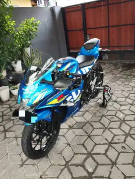 Suzuki GSX-R 150 th 2017