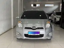 TOYOTA YARIS 1.5 E AT 2012 FACELIFT SILVER