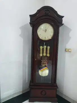 Jam Lemari Junghans
