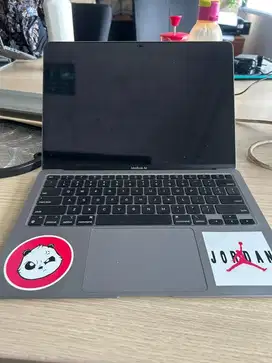 Macbook M1 2021