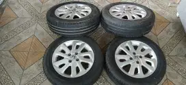Dijual ban & velg mobillio siap pakai