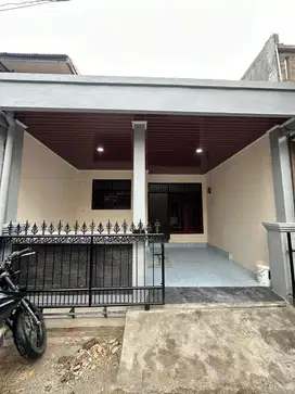 Dijual Rumah Siap Huni turun harga Kranggan Permai Cibubur Murah