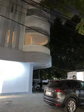 Dijual Bangunan ex Hotel Lokasi Strategis di Burangrang, Bandung