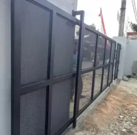 Pagar besi plat bolong