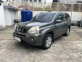 Nissan X-trail 2.0 CVT  Bensin 2010