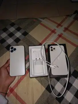 Jual handphone iPhone 11 pro
