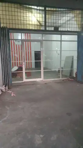 Pintu sekat partisi kaca