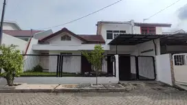 RUMAH KLAMPIS SIAP HUNI DKT MERR GM MANYAR NGINDEN KAMPUS