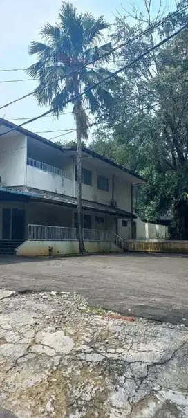 Dijual kavling Kemang Lokasi strategis cocok untuk perumahan .