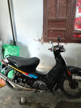 Suzuki Cristal Lengkap hidup