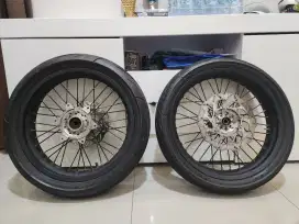 Velg (pelang) motor Trail CRF