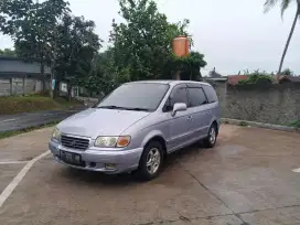 HYUNDAI TRAJET CBU MANUAL 2001