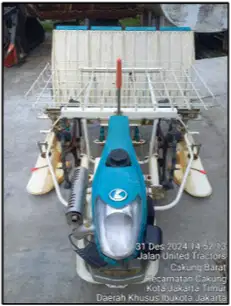 Alat Berat Kombine Kubota dan Scissor Lift Genie