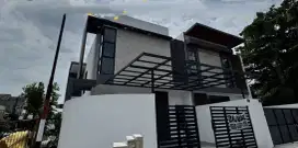 Row Jalan 4 Mobil‼️ Rumah Hook Sutorejo Surabaya