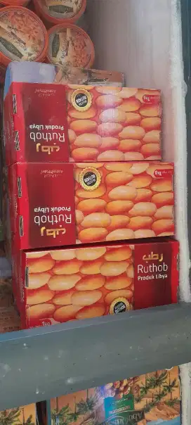 Ready kurma sukari AL-Qosim 3kg , dan GOLDEN VALLEY 10kg Food