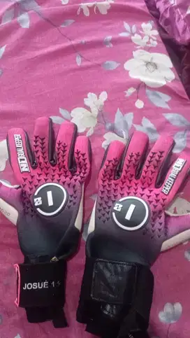 Sarung Tangan Kiper N1