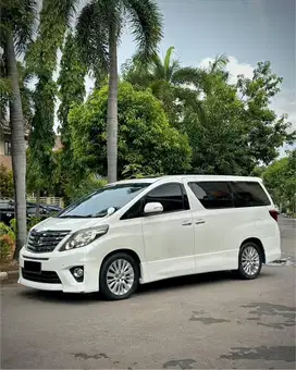 Toyota Alphard S 2.4 2013