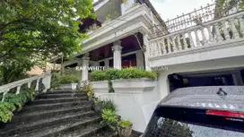 Rumah Lokasi Strategis dan Sangat Menarik
