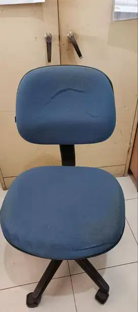 Kursi Putar Indachi