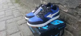 Sepatu Sneakers Orignal size 39