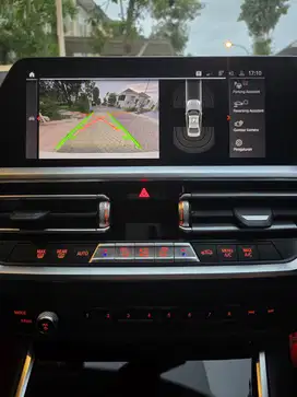 BMW 320i 2021 Bensin