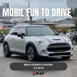 Mini Cooper S Hatchback 3 Door 2019 Matic AT Silver