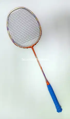 Raket Badminton Astec Hurricane 800