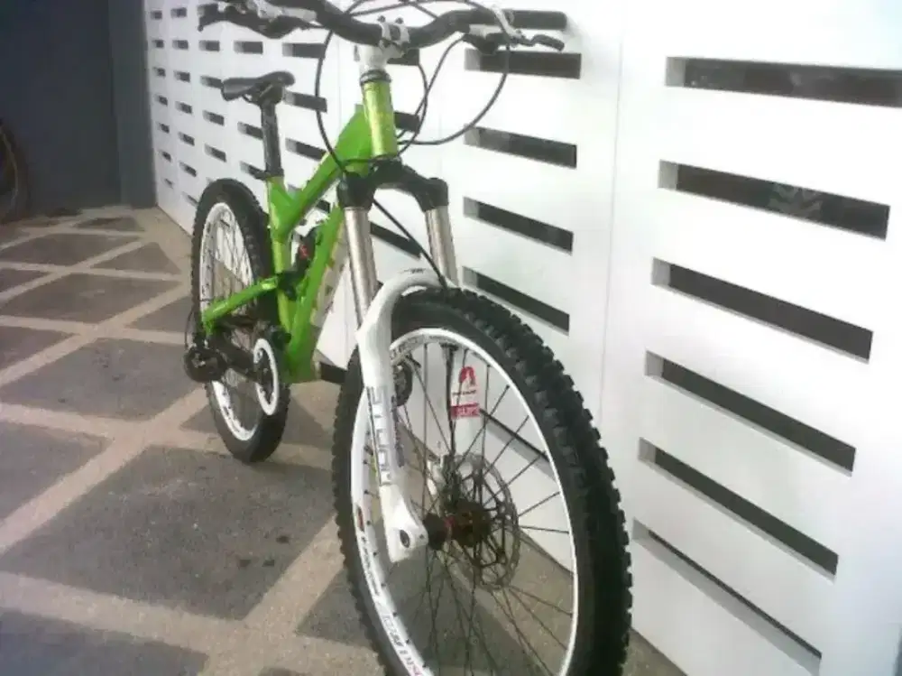 Sepeda MTB All Mountain