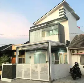 Rumah Bagus Cluster Taman Sakura, Bekasi