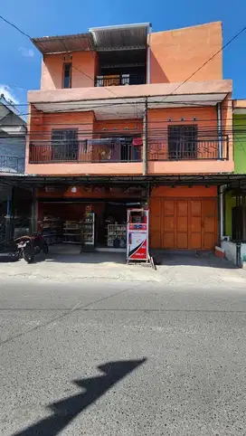 Dijual Rumah Kos-Kosan Plus 2 Ruangan Toko di Dekat Kotagede