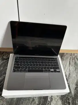 Macbook pro 13 2022 m2 255gb
