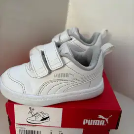 Preloved Sepatu Bayi Toddler Anak Puma Courtflex V2 white size3 (12cm)