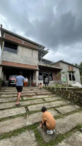 Jual Rumah Villa Kebun