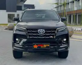 Fortuner 2.8 GR Sport 2023 Low Km