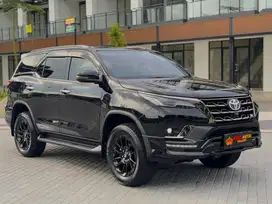 Fortuner 2.8 GR Sport 2023 Low Km