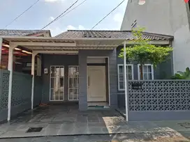 Rumah Gress Baru Renovasi (cluster) di Ciputat Tangsel.