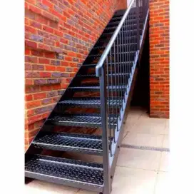 tangga trap minimalis terbaru