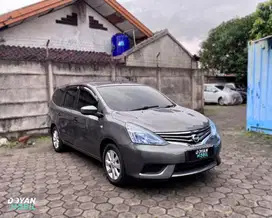 NISSAN Grand Livina SV A/T 2014 (Pemakaian 2015) - Grey Metallic