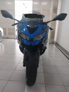 Kawasaki Ninja ZX25R 2021