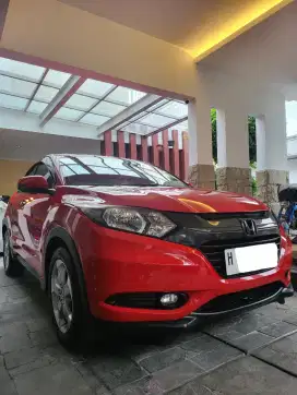 HRV E CVT 2015 Automatic Merah(H) tg-2 Lowkm Original Good Condition