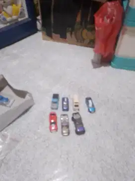 Miniatur diecast Hotwheels dan Matchbox