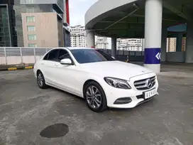 Mercy C 200 AVG 2014 Putih